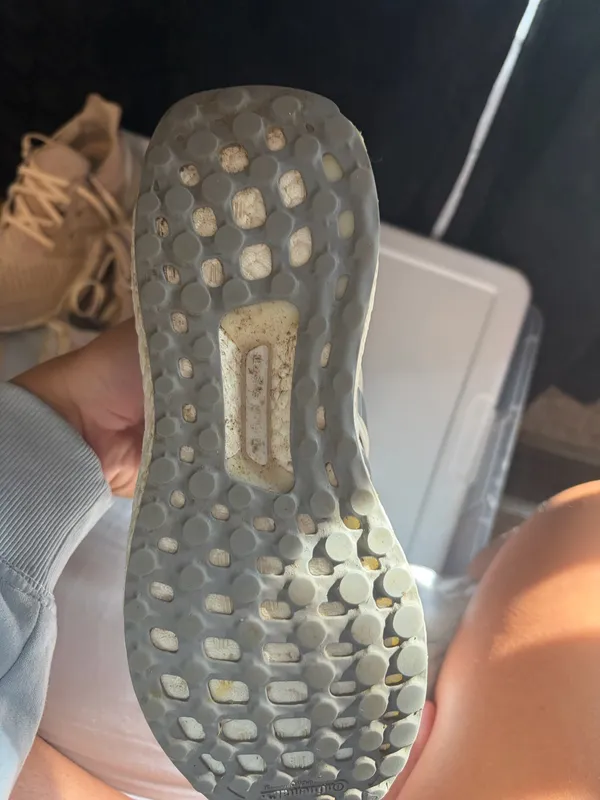 Adidas Ultraboost Shoes Tan Size 8 - Image 5