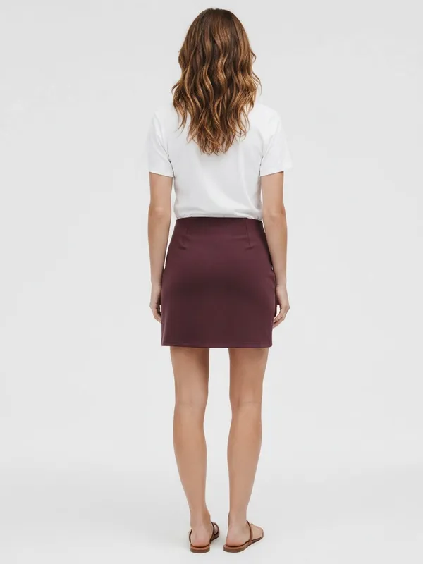 Lululemon Softstreme High Rise Mini Skirt Goodnight Plum Large NWT - Image 2