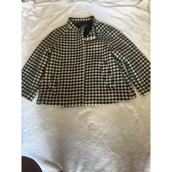 BANANA REPUBLIC Black/White houndstooth Wool Coat Cape Small - Image 8