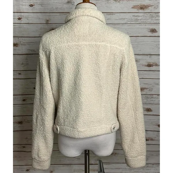 Mudd beige long sleeve sherpa/faux fur button-down trucker jacket Size Large - Image 6