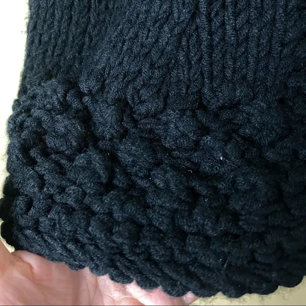 Mur Mur Black Crochet Hooded Sleeveless Vest Small - Image 7