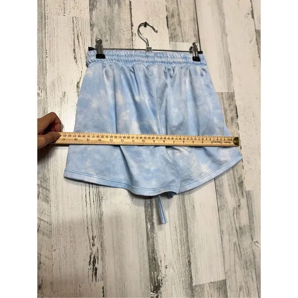 Blue shorts size medium - Image 7