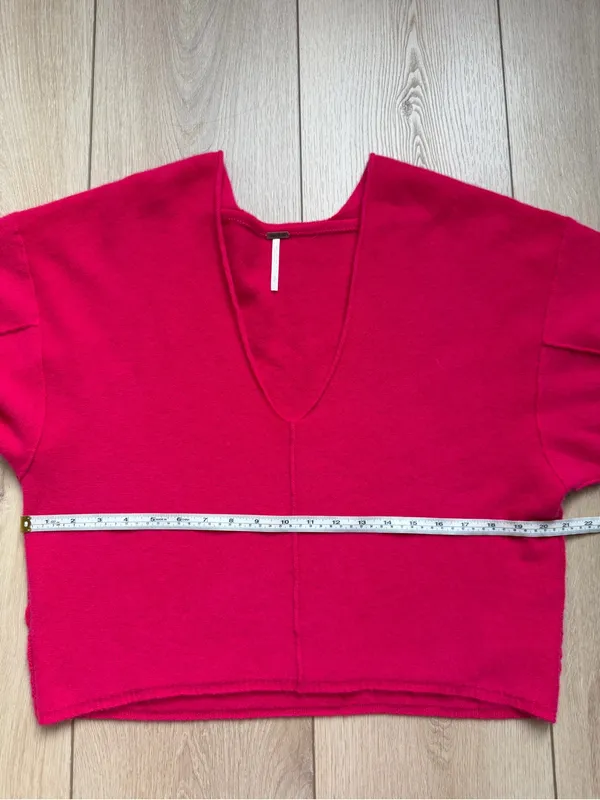 Free People Solitaire 100% Cashmere V-Neck Sweater in Raspberry Hot Pink Small - Image 7