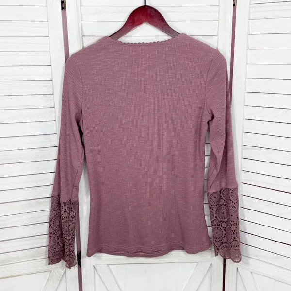 Ribbed Knit Lace Cuff Long Sleeve Henley Shirt‎ Mauve Dusty Rose Size Large - Image 9