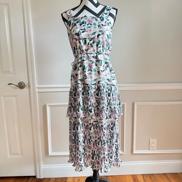 ELLIATT‎ Revolve Vedado Floral Pleated Tiered Midi Dress size Small - Image 2
