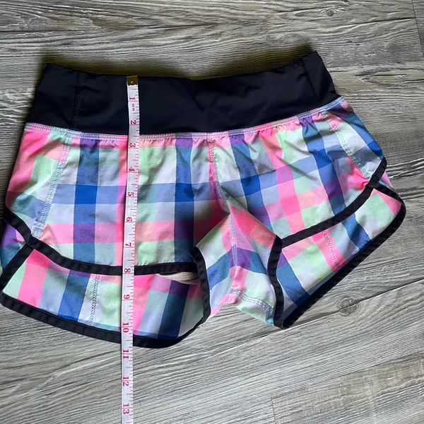Lululemon Athletica Colorful Plaid Athletic Shorts - Image 5