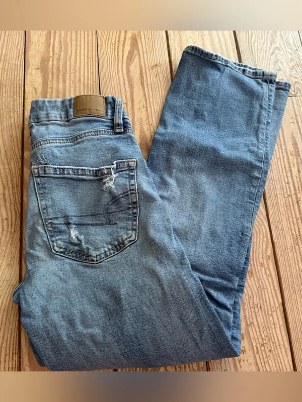 American Eagle Curvy Straight Jeans Size 2 - Image 4
