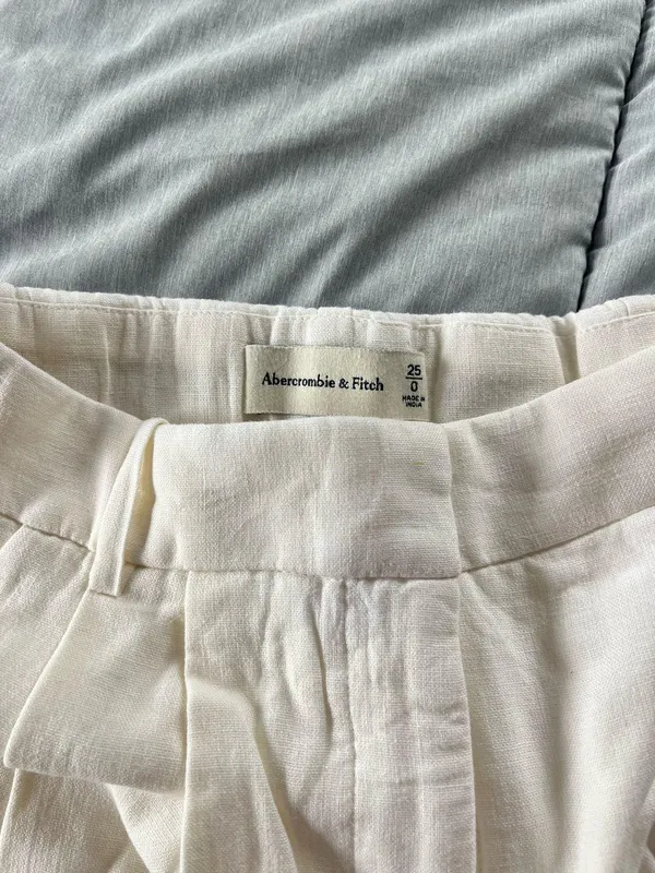 Abercrombie Linen Shorts - Image 2