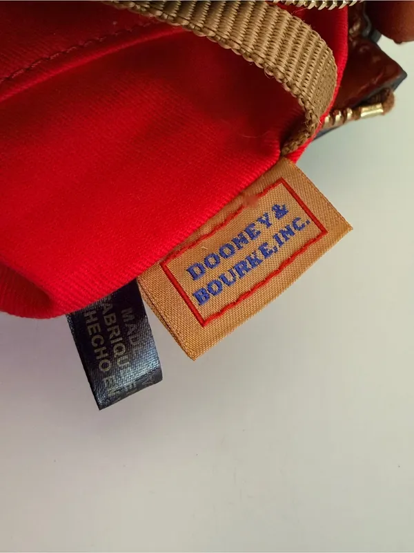 Dooney and Bourke Pebble Grain Crossbody Bag 2010s Midnight Blue Leather R264 - Image 12