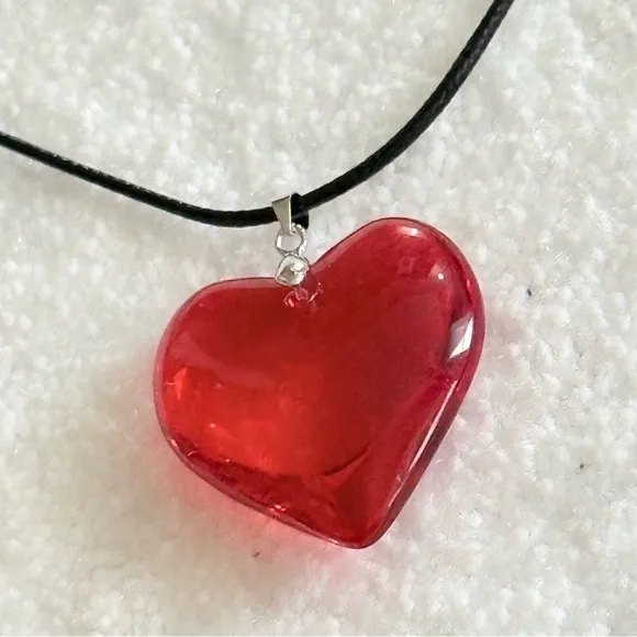 Heart Choker Necklace Red - Image 8