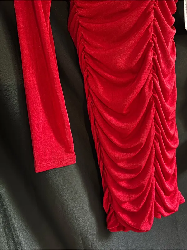 BCX Women’s Red Ruched Long-Sleeve Mini Dress Keyhole Detail MD NWT - Image 6