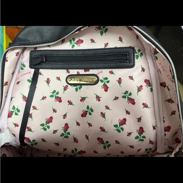 Betsey Johnson Somewhere Over The Rainbow Backpack. - Image 6