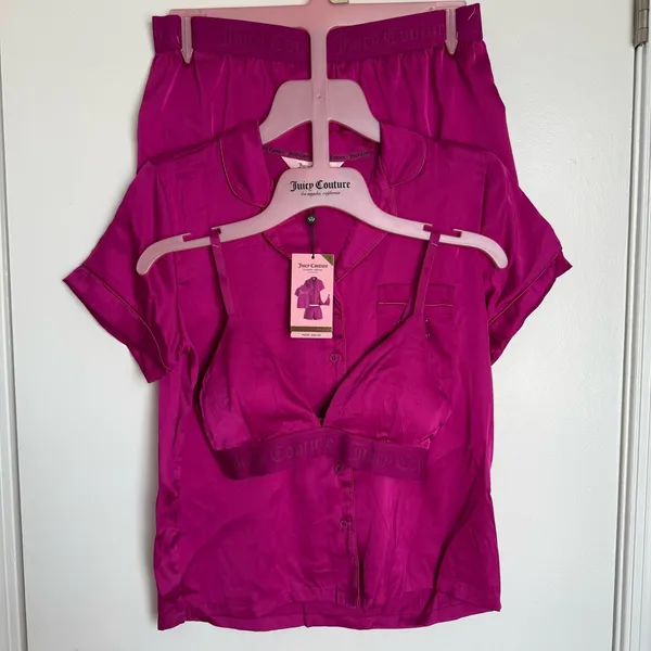 NWT Juicy Couture Women's Fuchsia pink satin Pajama Set small - Image 2