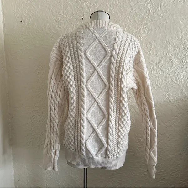 Aelfric Eden Ivory Cable Knit Sweater Large - Image 5