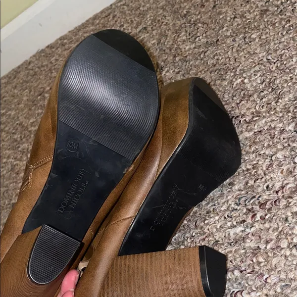Womens New Dominique Nicole Brown Ankle Heeled Booties - Image 5