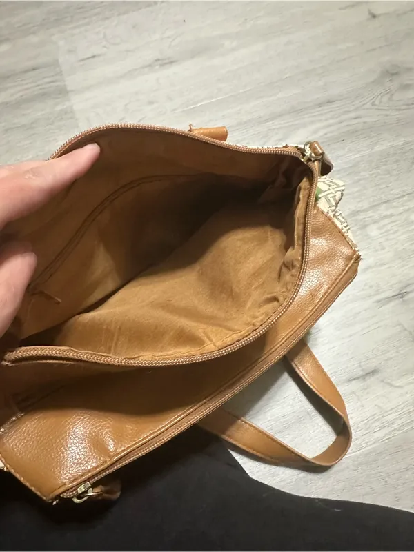 Women's Floral Tote Bag with Tan Trim - Image 3