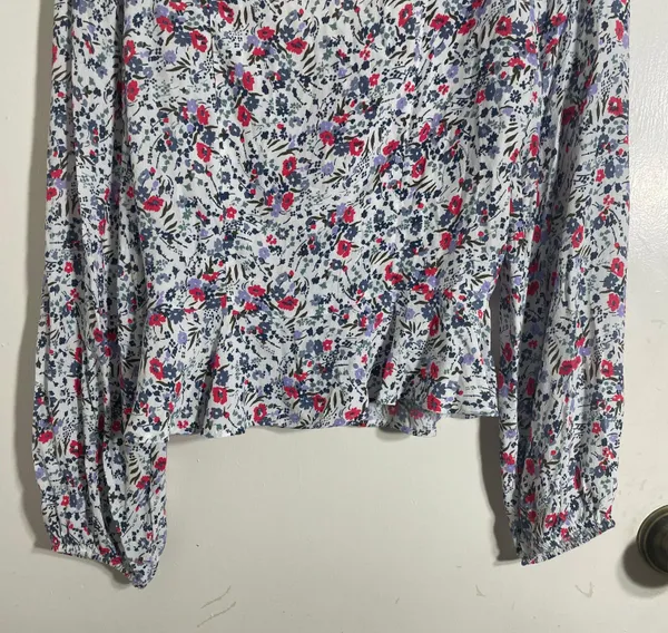 Floral Blouse - Image 11