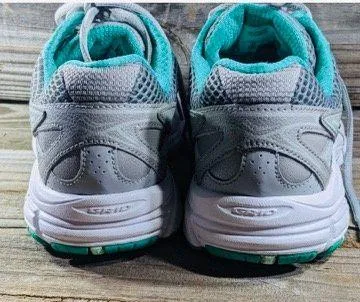 Marauder 3 women's size 9.5 Gray and green . - Image 4
