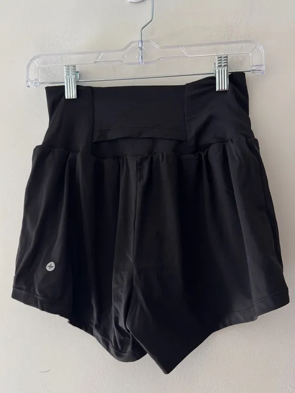 Halara Black Athletic Shorts Double Layer 2 in 1 - Image 3
