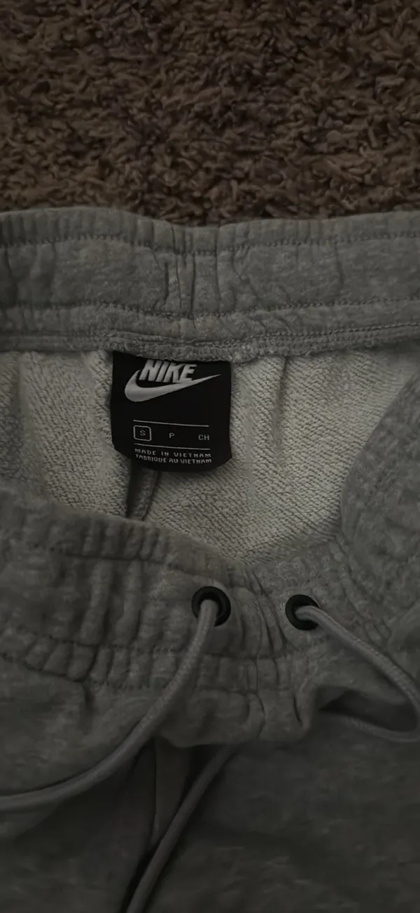 Nike Joggers Women’s Grey Small - Image 3
