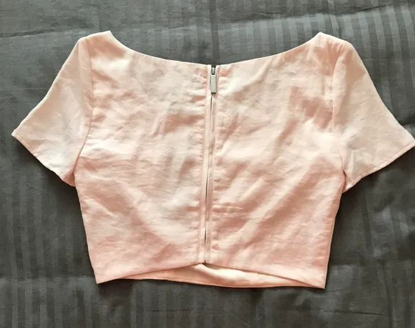 Kendall + Kylie Blush Pink Crop Top With Back Zipper NWT - Image 2