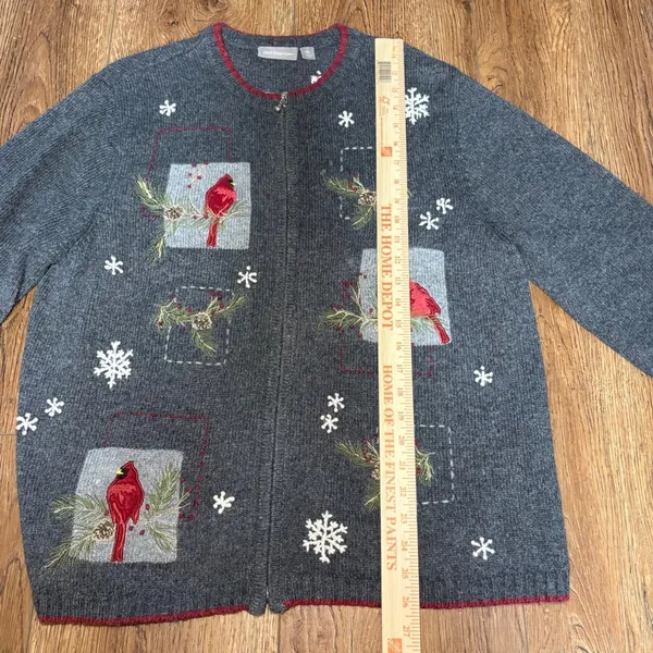 Croft & Barrow Embroidered Christmas Cardinal Sweater Womens XL Wool Angora Gray - Image 6
