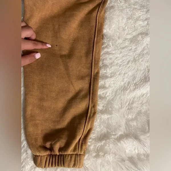 women’s alphalete essential joggers - Image 4