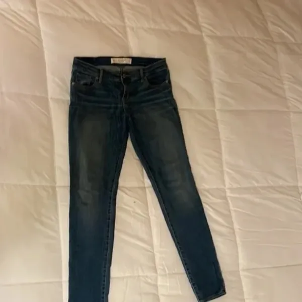 Abercrombie and Fitch Perfect Stretch Jeans 4R W27 L31 - Image 4