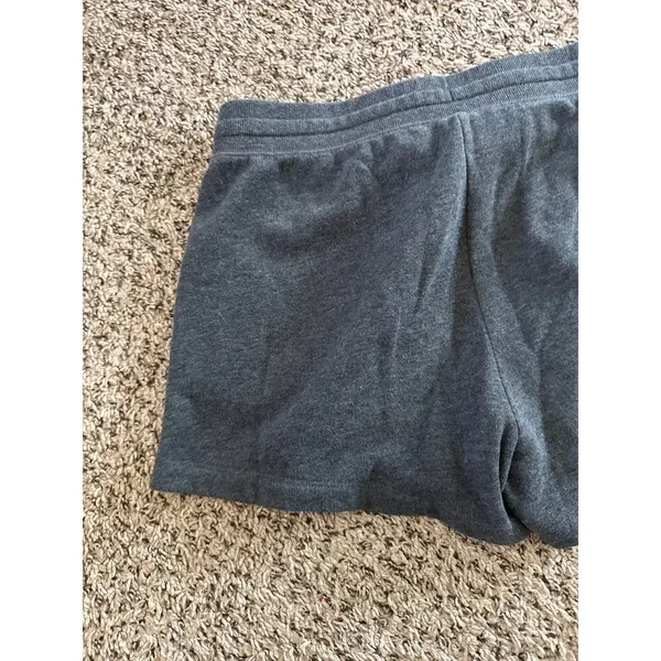 Amazon Essentials Women's Gray Sweat Shorts Size Medium‎ - Image 6