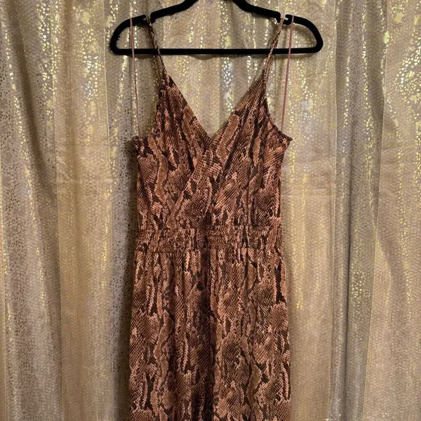 Express Brown Tan Snakeskin Print Belted Wrap Stretchy Jumpsuit Large‎ - Image 2