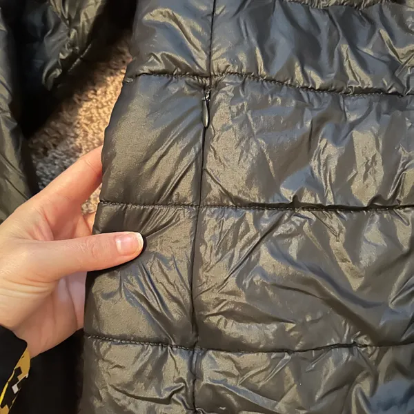 Aritzia Tna Light Puffer Jacket with Certified Down - Image 2