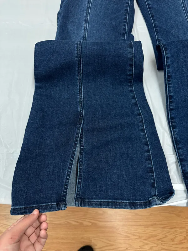 American Eagle Next Level Stretch Festival Flare Jeans Size 4 - Image 3