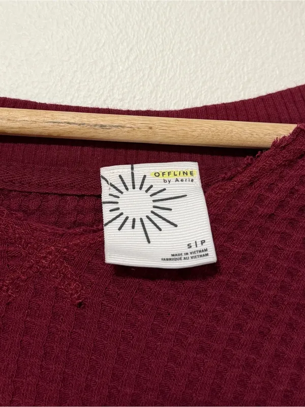 OFFLINE By Aerie Wow! Waffle Notch Neck Long Sleeve T-Shirt Size Small - Image 3