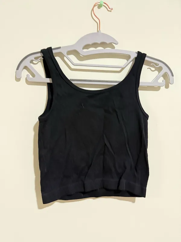 Black Tank Top Size L - Image 2