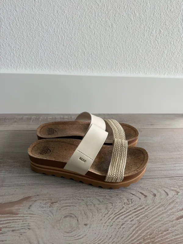 Reef Cushion Vista Hi Sandals Size 9 - Image 6