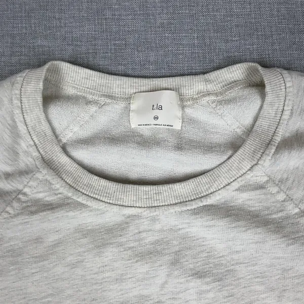 T.La Shirt Womens XS Gray Crew Neck Long Sleeve Raglan Tunic Jersey Top - Image 3