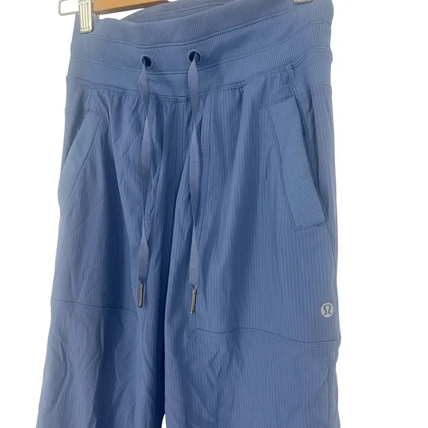 Lululemon Dance Studio Mid-Rise Pant Washed Denim Size 0 31" Inseam - Image 4