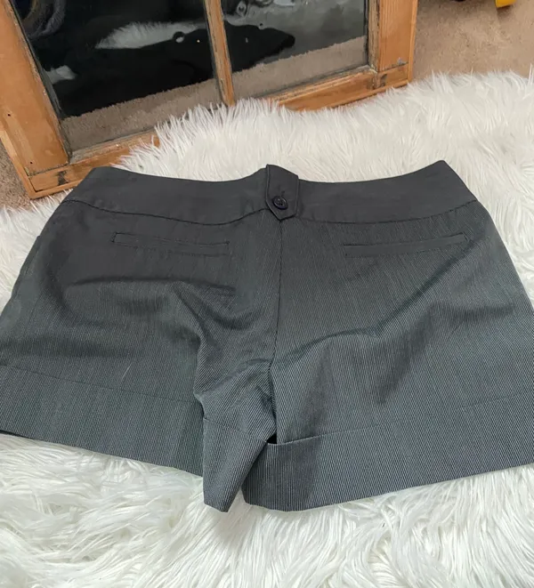 Tracy Evans Shorts - Image 3