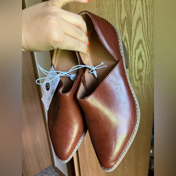A New Day NWT Target heeled pointed toe brown slip on size 7.5 - Image 2