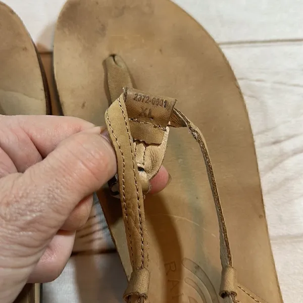 Rainbow Sandals Braided T Strap Size XL - Image 5