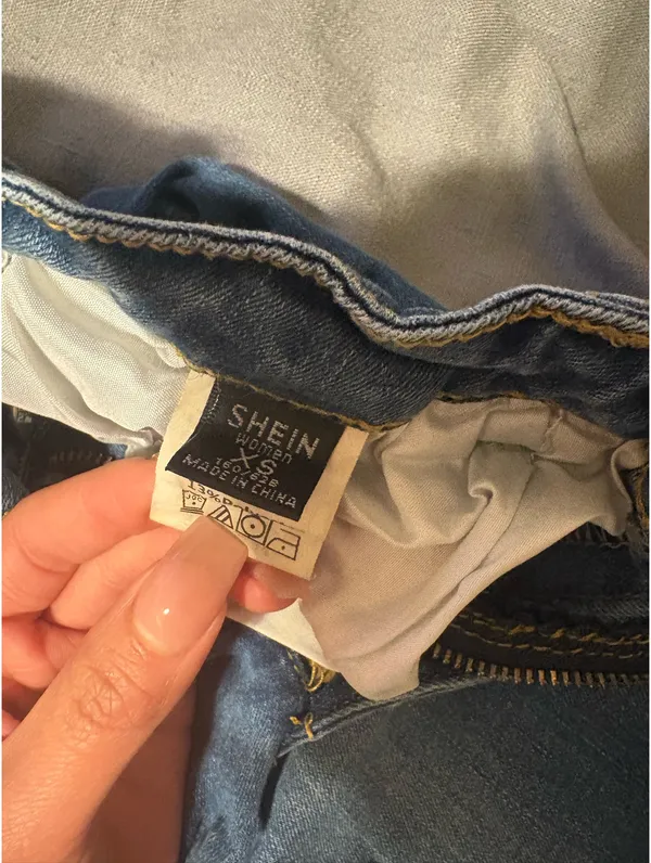 Blue low rise flare jeans - Image 6
