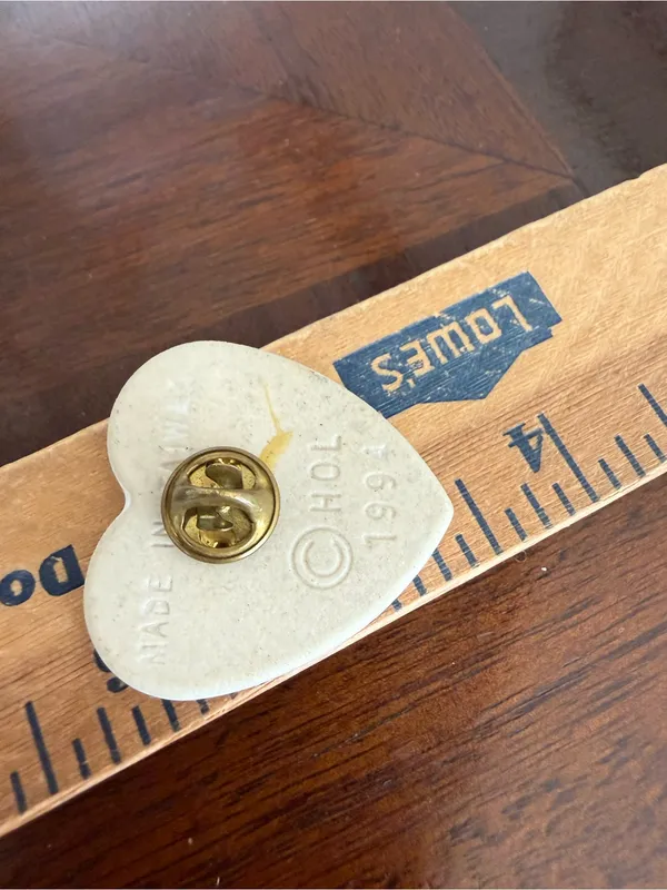 Vintage 1994 Jesus Heart Pin - Image 2
