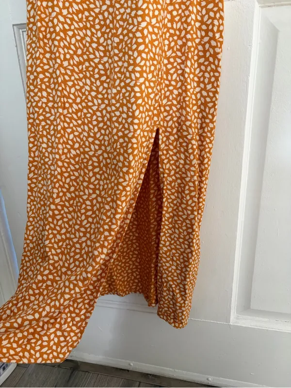 Abercrombie & Fitch Orange Patterned Ruched Top Midi Dress with Slit Small - Image 5