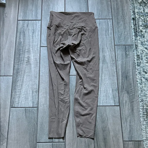 Nike Women's Taupe Leggings - Image 6