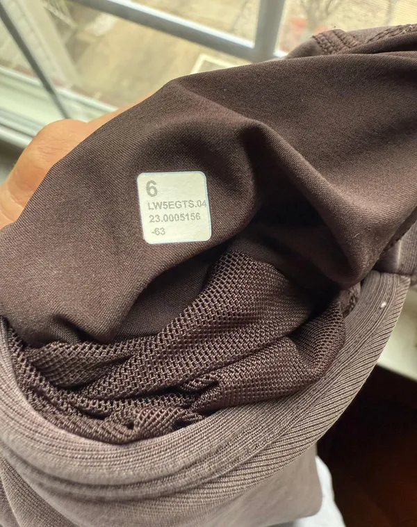 Lululemon Softstreme In Espresso - Image 4