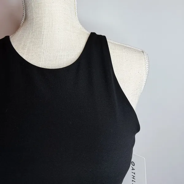 NWT Athleta Conscious Crop A-C - Image 2