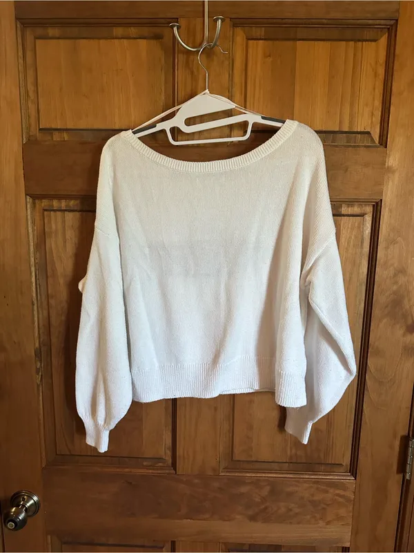 Fish sweatern Hollister Cream trout fish bou Sweater with Brown Fish Graphic XS - Image 5