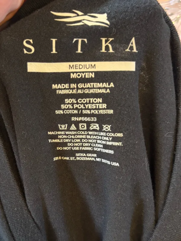 Sitka women’s Icon Tee sz S/M Black - Image 3
