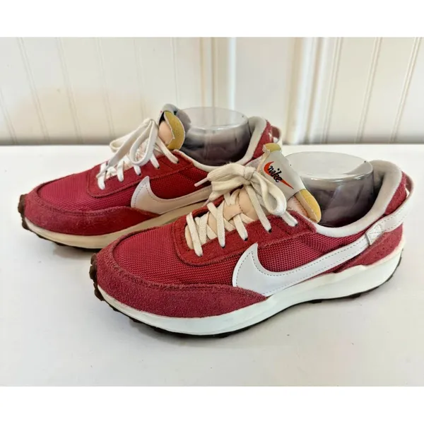 Nike Waffle Debut Vintage Suede Women 8.5 Red‎ White Shoes Athletic DX2931-600 - Image 3