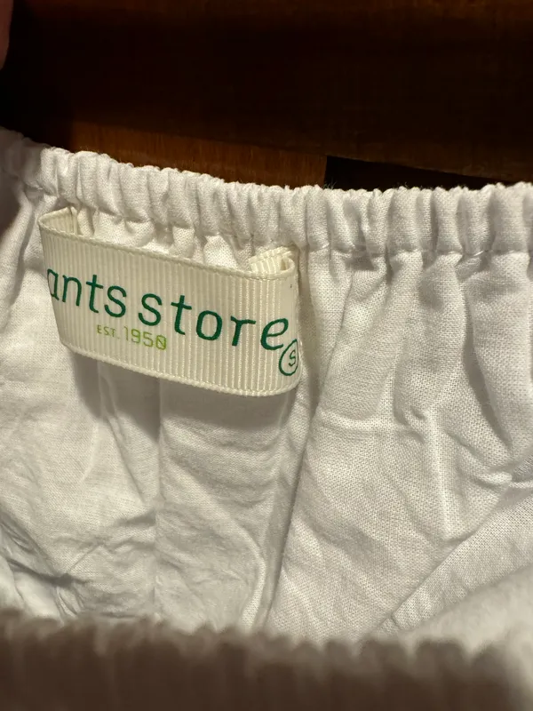 white pants store top - Image 2